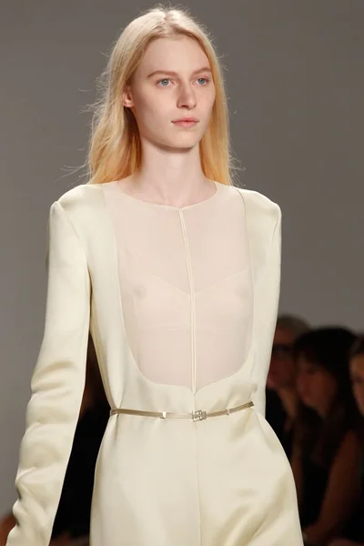 Look 57